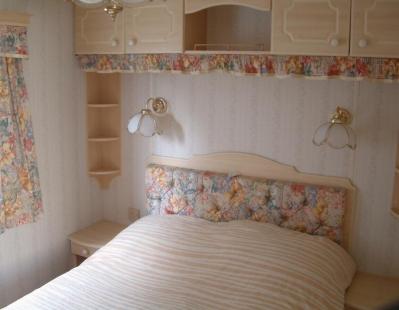 Caravan - Double bedroom